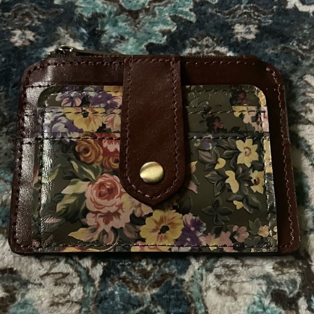 NWOT Patricia Nash Cassis Card Case